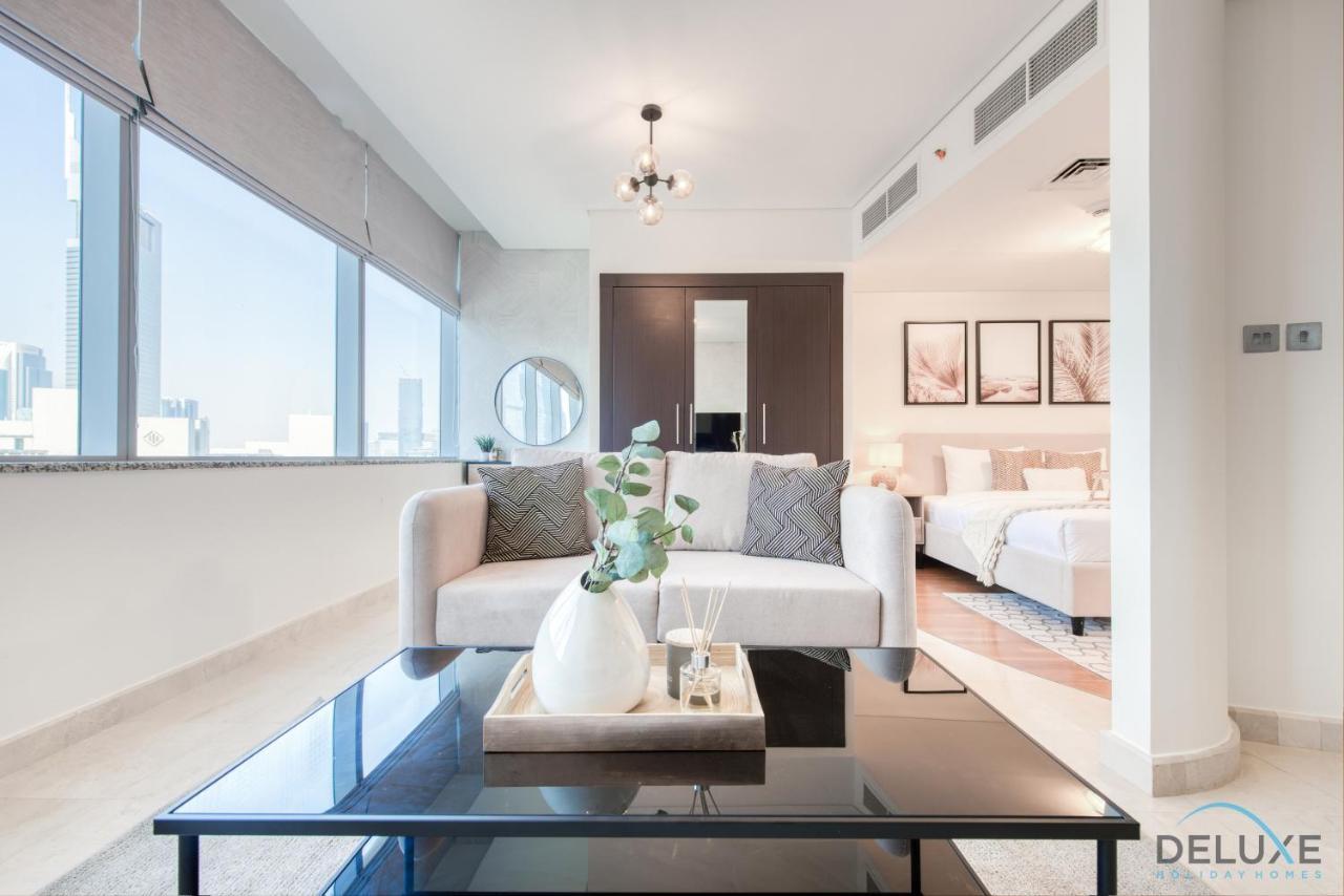 Calm Studio At Sky Gardens Difc By Deluxe Holiday Homes Дубай Екстериор снимка