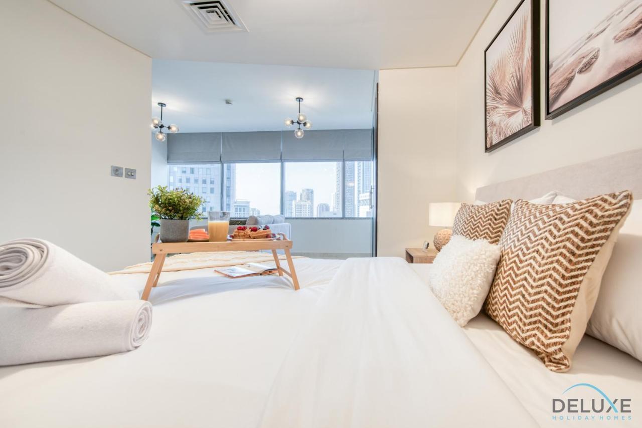 Calm Studio At Sky Gardens Difc By Deluxe Holiday Homes Дубай Екстериор снимка