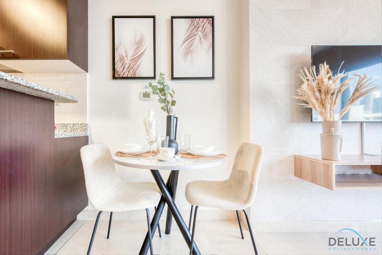 Calm Studio At Sky Gardens Difc By Deluxe Holiday Homes Дубай Екстериор снимка