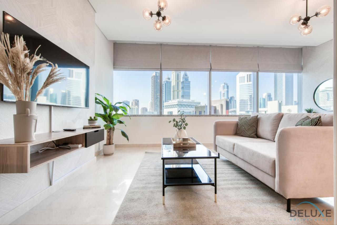 Calm Studio At Sky Gardens Difc By Deluxe Holiday Homes Дубай Екстериор снимка